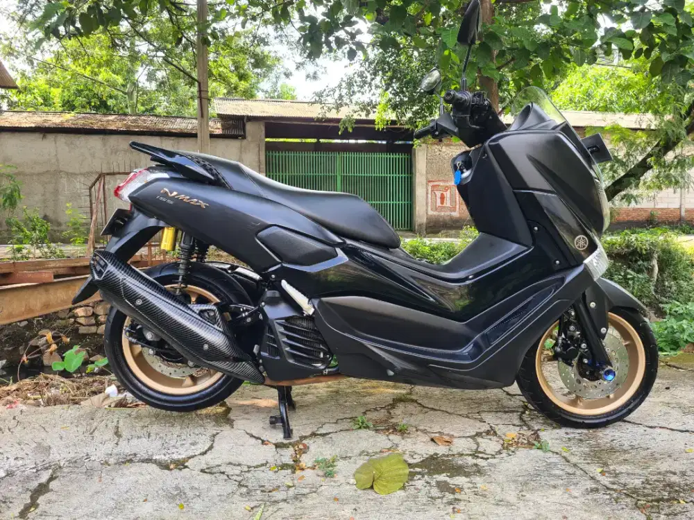 Nmax tahun 2019 motor mantap