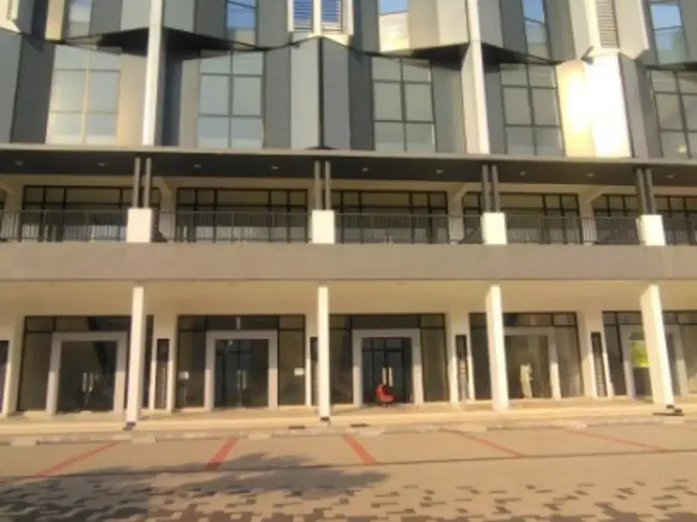 Disewakan Ruko Strategis Siap Pakai Di Summarecon Crown Gading