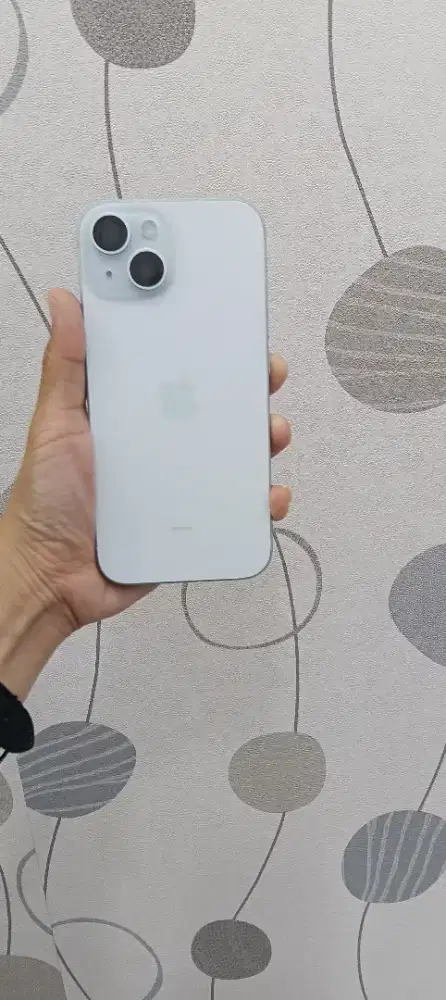 iPhone 15 128 iBox garansi on