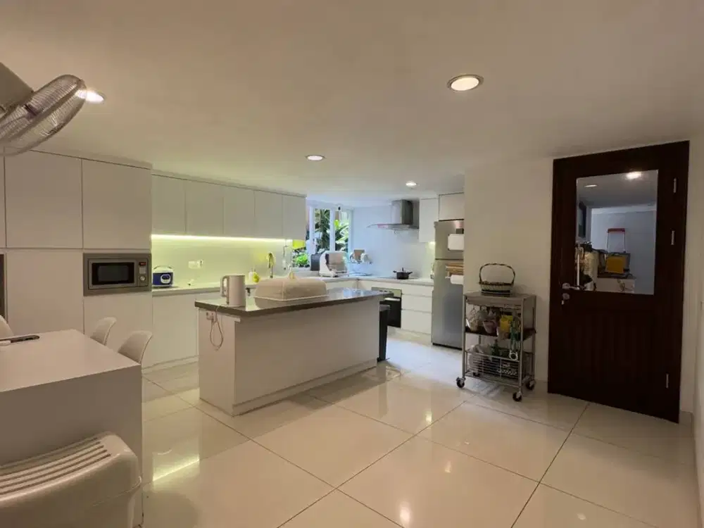 umah Mewah di Costarica, Delatinos – BSD City