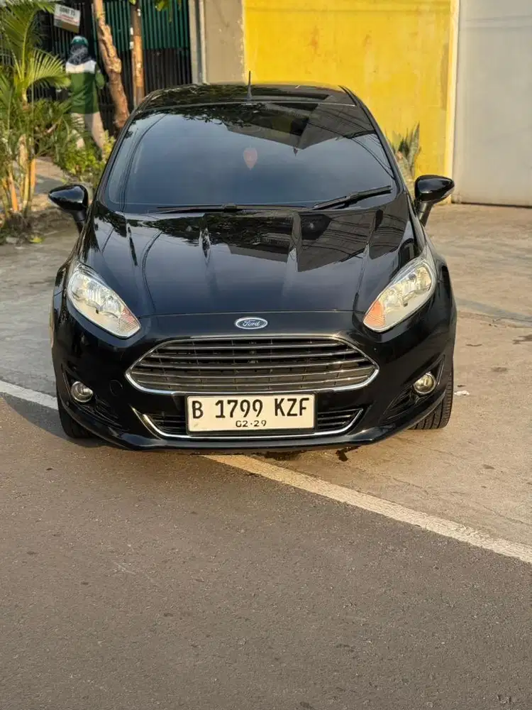 Ford fiesta 1.5 2014 nik 2013 istimewah siap pakai
