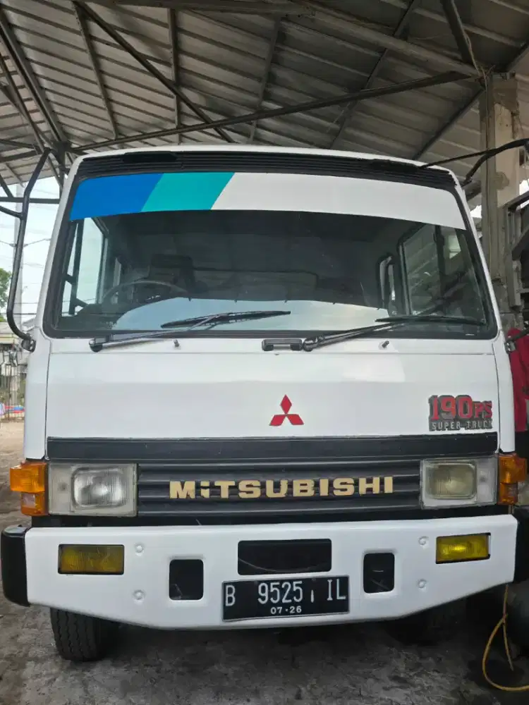 Mitsubishi Fuso box FM 517 Thn 2006