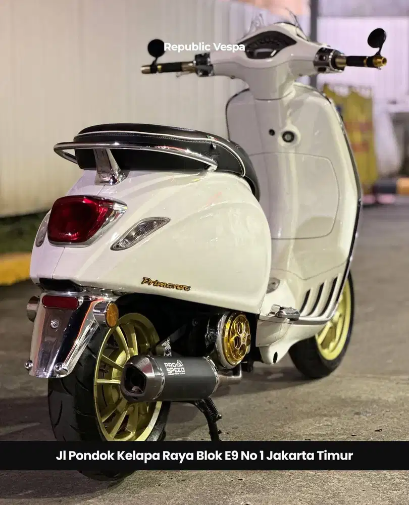 PIAGGIO VESPA PRIMAVERA 150 IGET ABS LED Tahun 2021 WARNA PUTIH FAVOUR