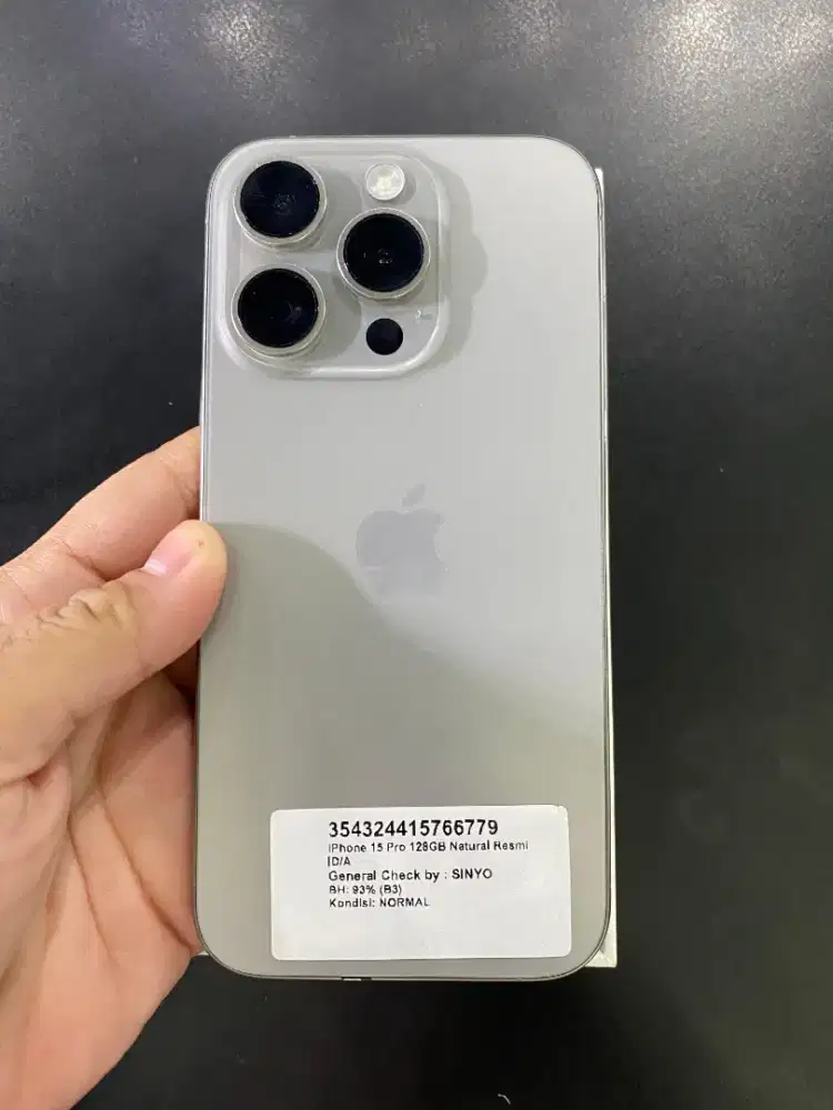 iPhone 15 Pro Resmi 128 Natural