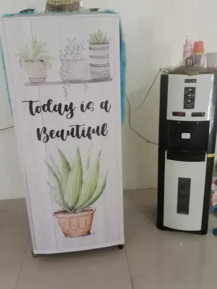 Kulkas satu pintu tinggi 130