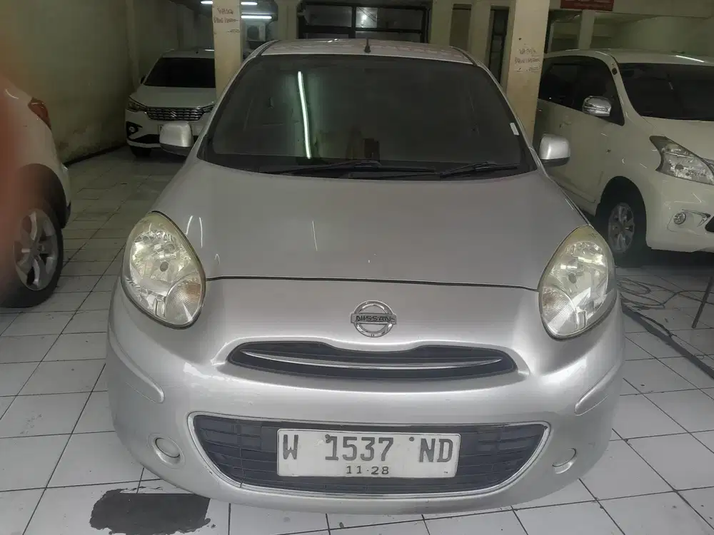 Nissan March 2013 Bensin