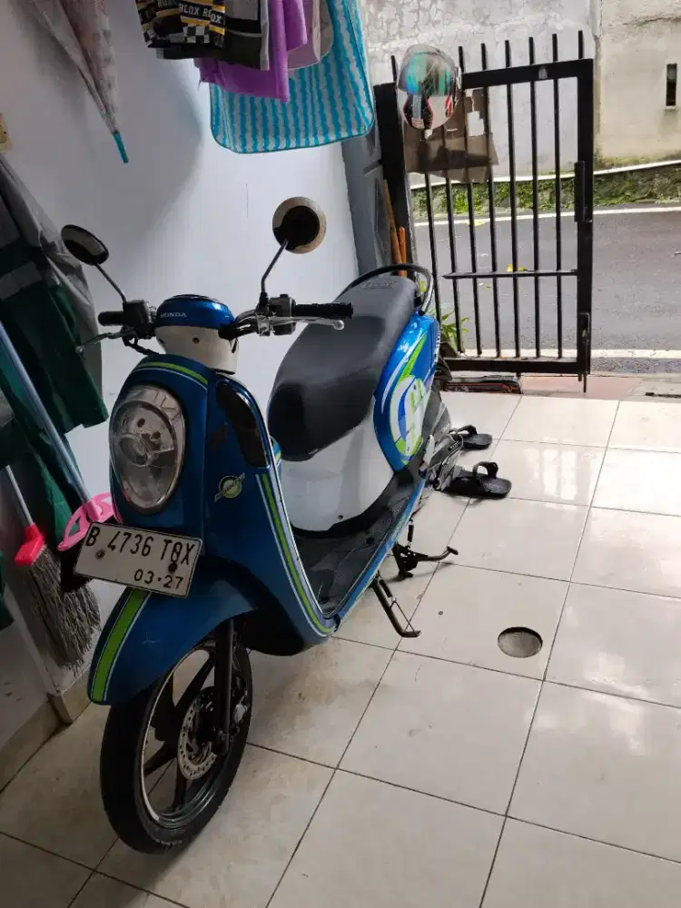 HONDA SCOOPY 2017