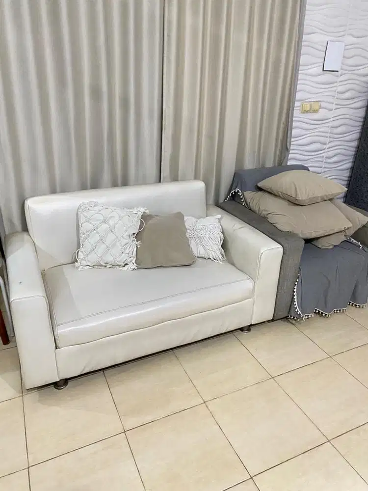 Sofa kursi putih dan abu abu satu set