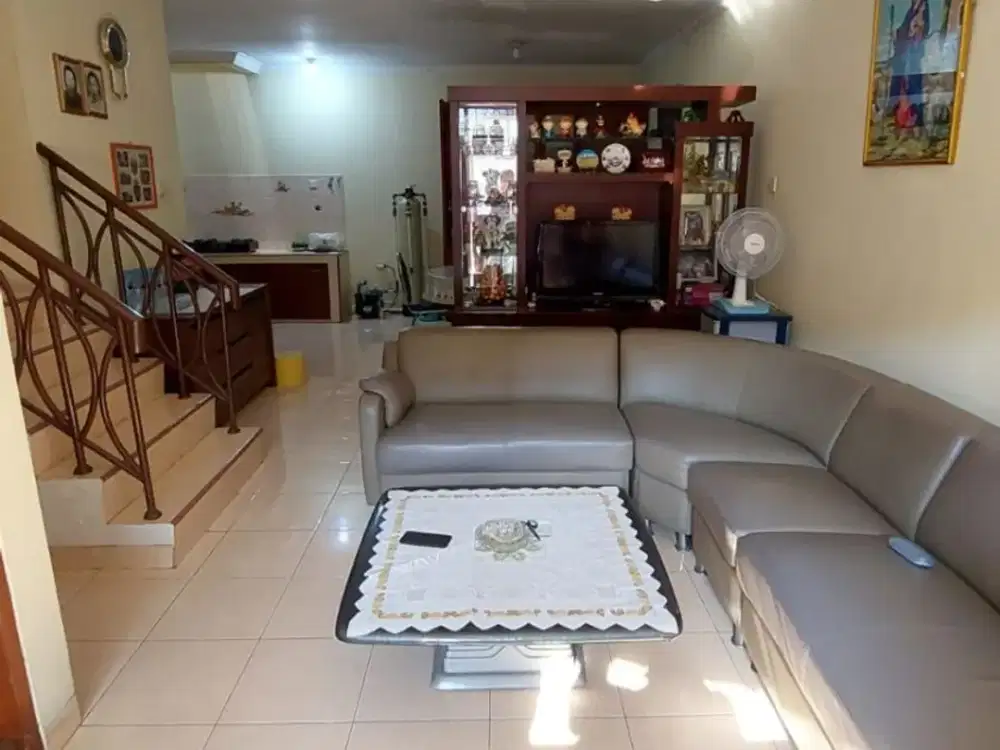 Dijual Rumah Mutiara Taman Palem Harga Menarik!