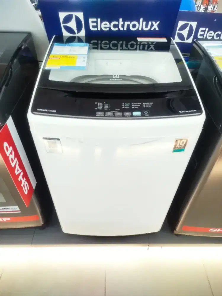Mesin cuci Electrolux 10.5 kg 500 watt