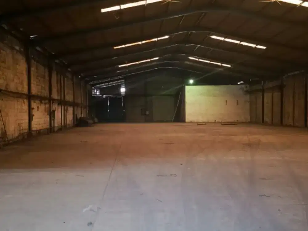 Disewakan Cepat Gudang Karawaci -Tangerang Akses Container 40 feet