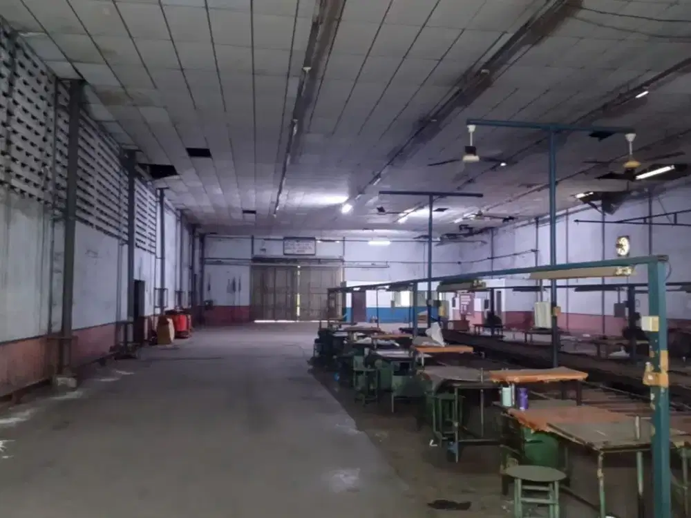 Disewakan Gudang Siap Pakai, Akses Container 40 feet Lokasi Karawaci - Tangerang