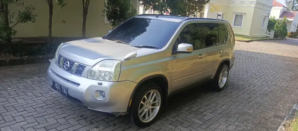 NISSAN XTRAIL 2011 AT