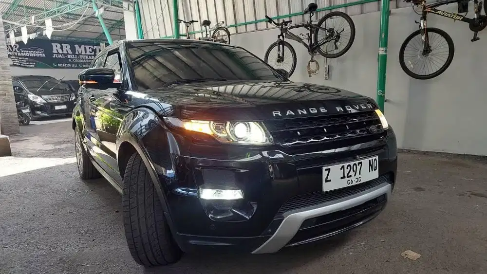 DP 8JT Land Rover Range Rover Evoque 2.0 AT Km 60 ribuan