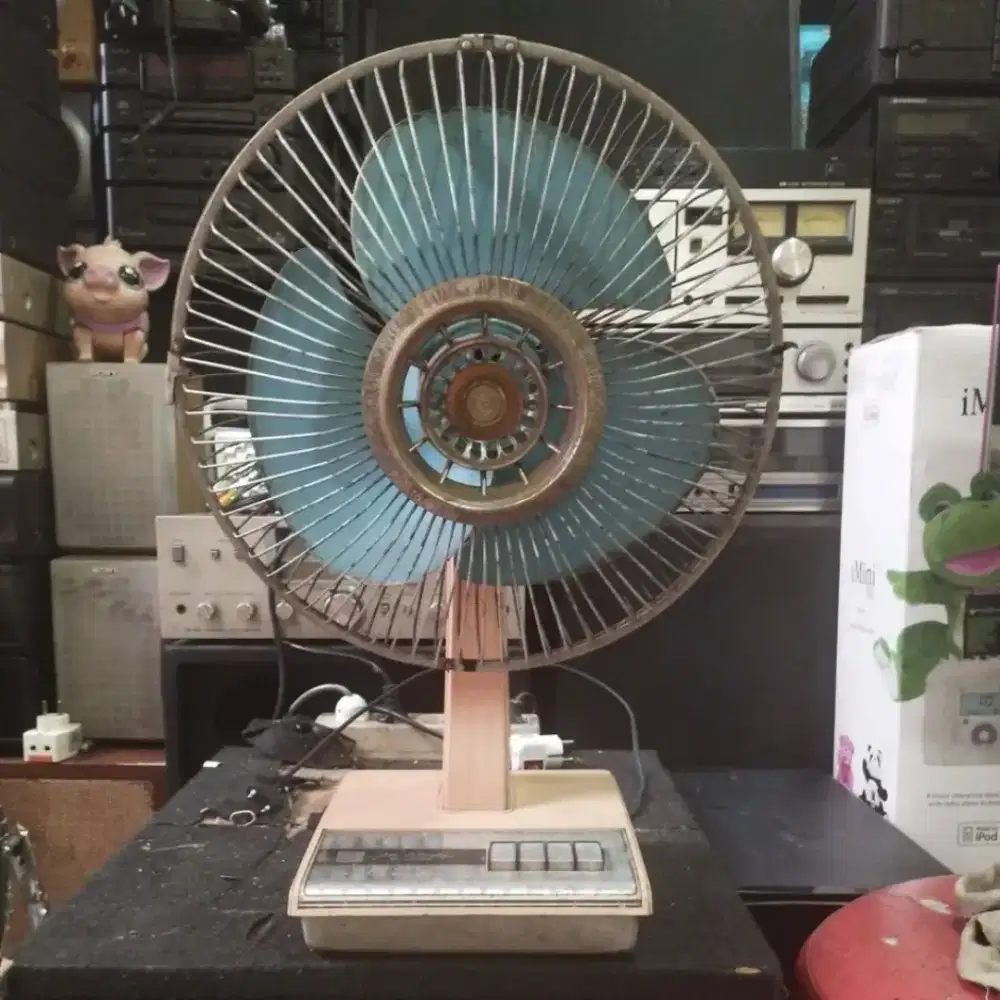 Kipas Angin meja KDK full automatic Oscillation 12 inch antik