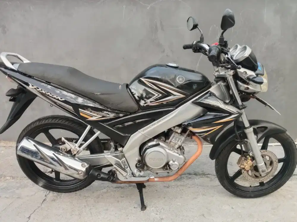 Yamaha Vixion old tahun 2009 plat 2008 di Tangerang cadas