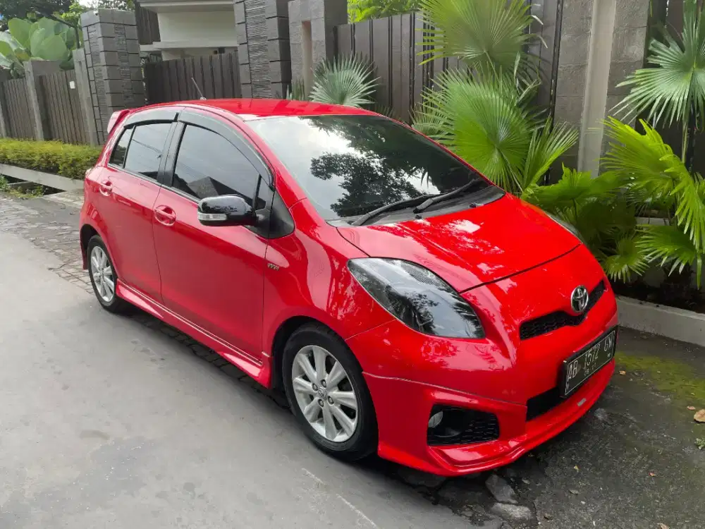 Yaris S 2013 AT Matic
