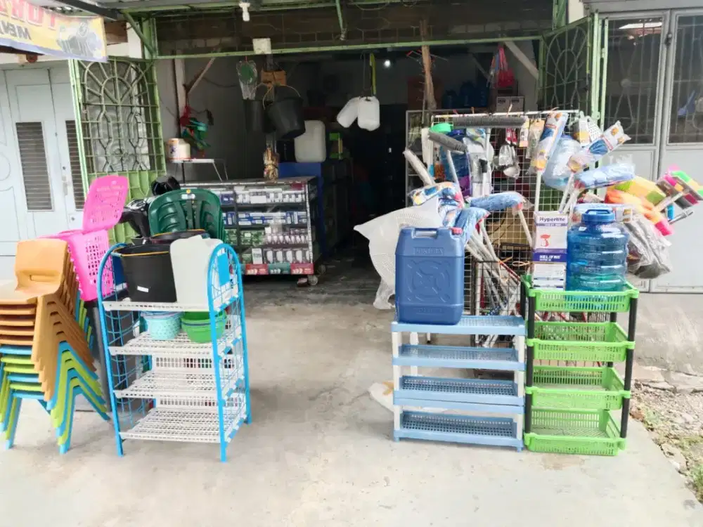 Di jual Rumah dan bisa untuk Usaha segalanya