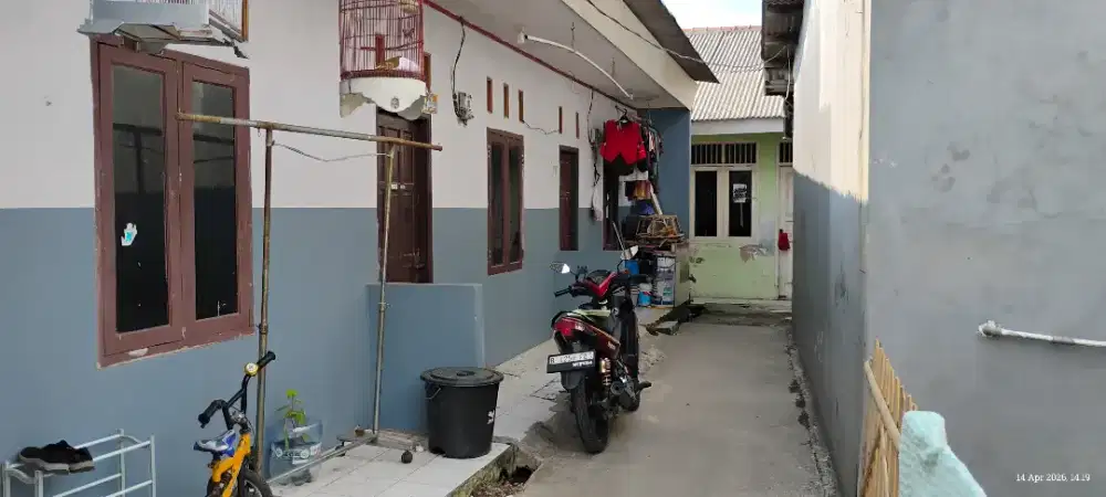 Kontrakan 3 pintu di belakang harapan indah Bekasi
