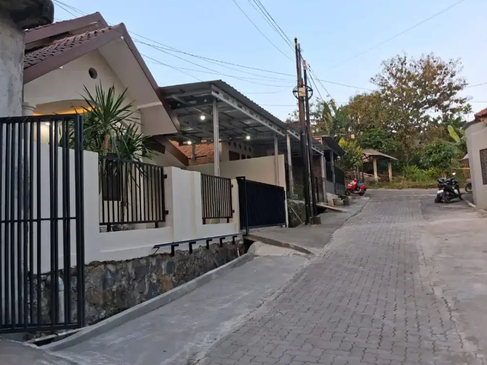 Rumah Manyaran semarang barat