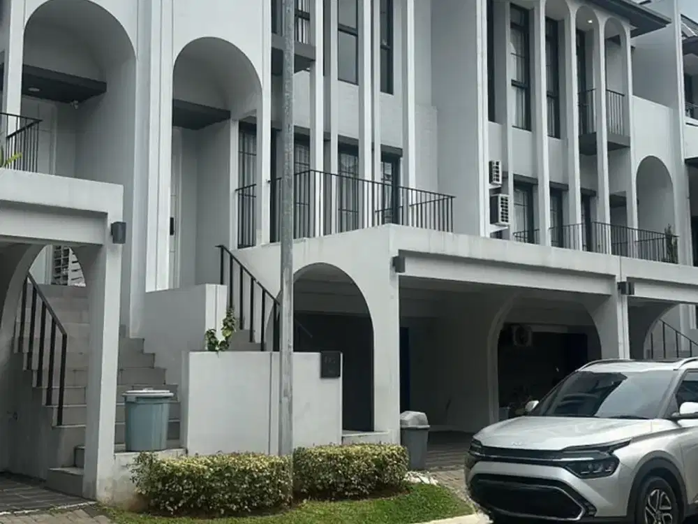 Disewa Rumah 3 Lantai Semi Furnished Cluster Aether Green Wich BSD Tangerang Selatan