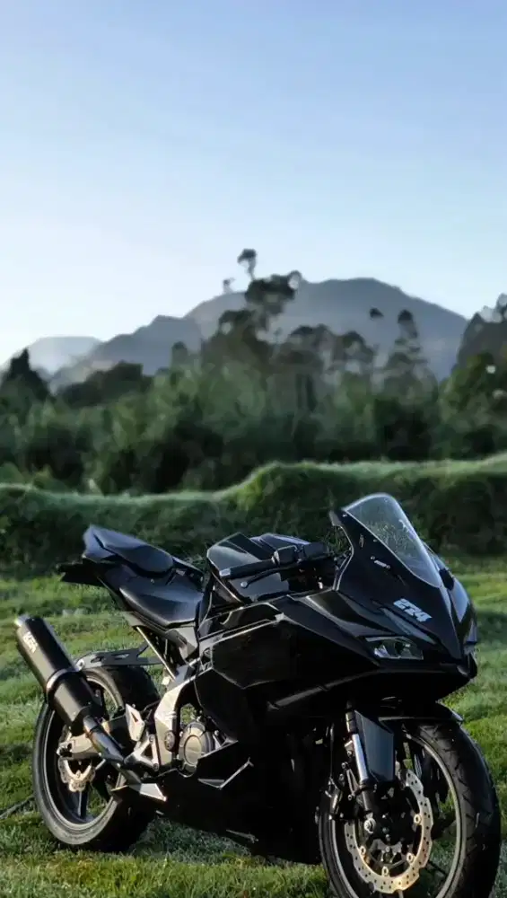 CBR 250rr BLACK FREEDOM