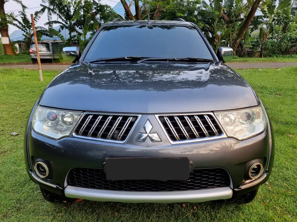 PAJERO SPORT EXCEED DIESEL MATIC 2012 2011 AN PRIBADI KM LOW ORISINIL