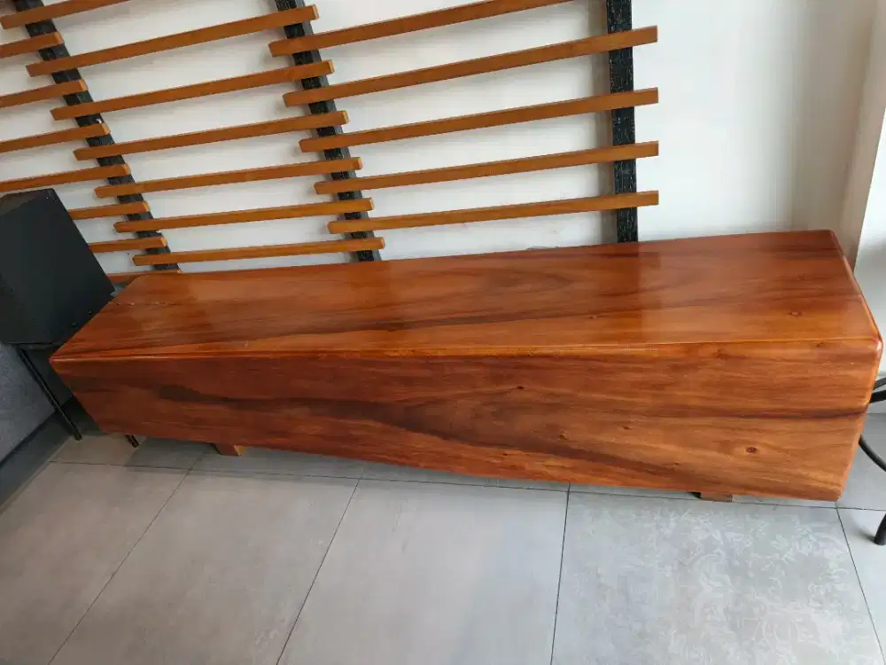 Dijual kursi kayu cocok utk cafe / kantor