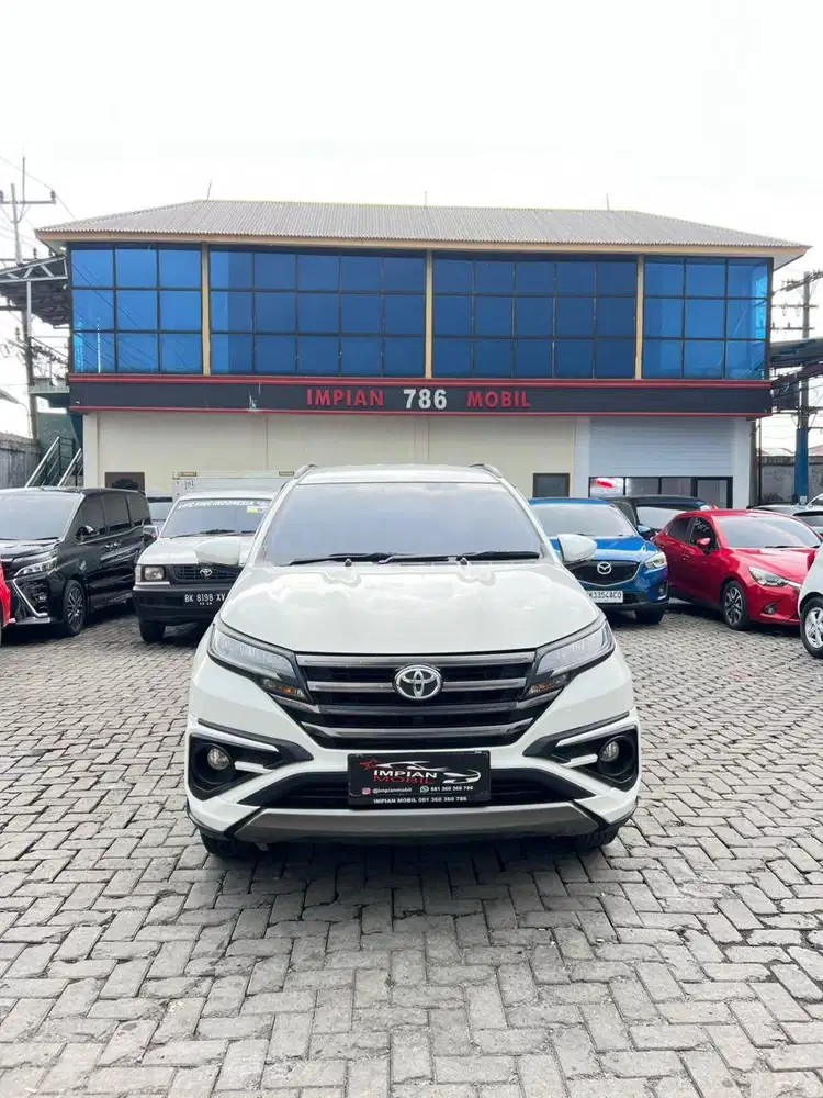 Toyota Rush GR A/T Putih 2022 xpander cross terios r xl7 brv prestige