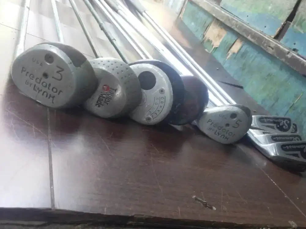 barang x ada yg minat stik golf ada 32 biji