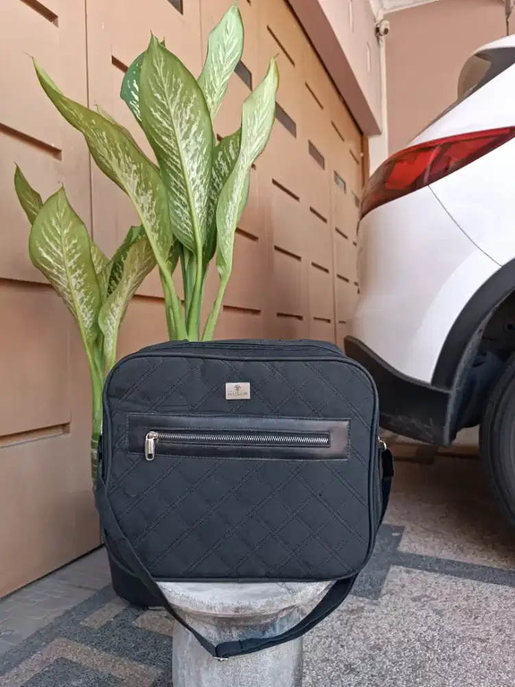 Tas Travelling Cabin Mewah