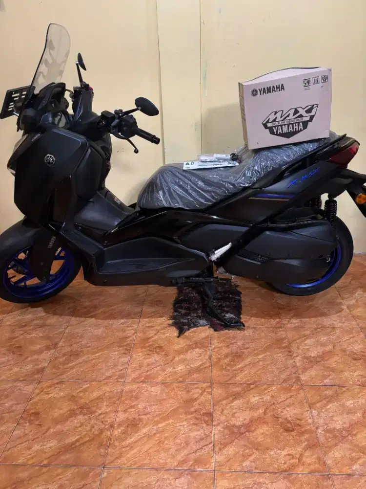Yamaha xmax 2024 plat AD