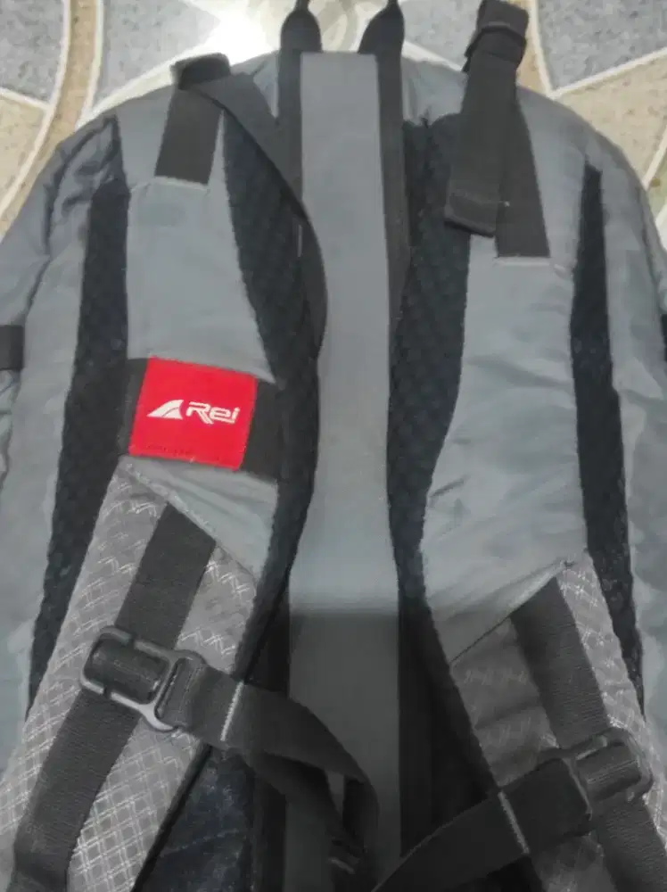 Di jual Tas Merek REI Kalimpa L40