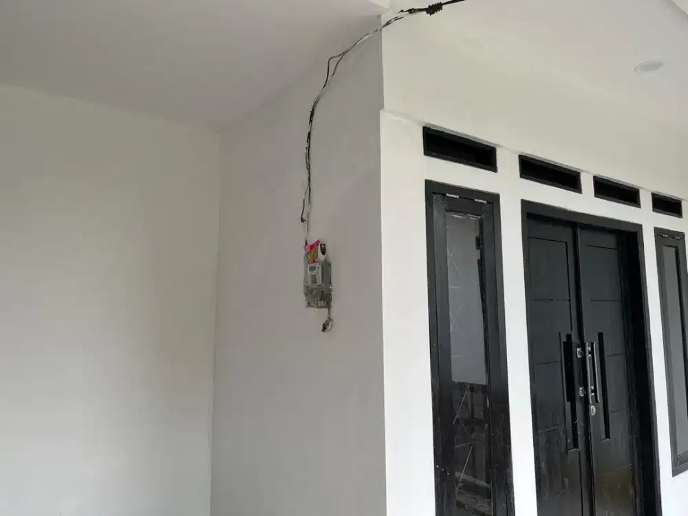 Di Sewakan RUMAH BARU 3Kamar Plus 2AC Di Cisauk Serpong