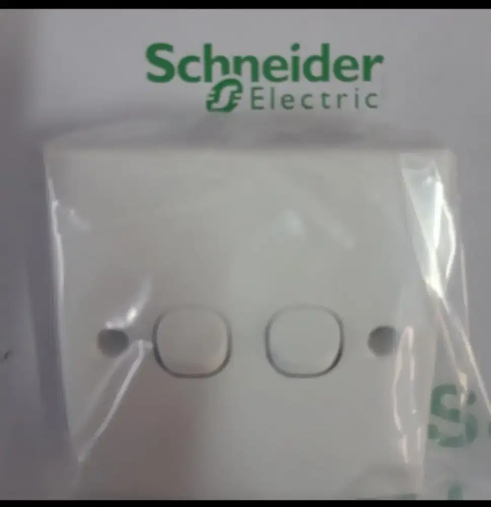 saklar dobel merk clipsal seri E 32