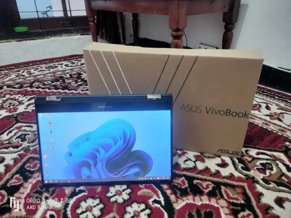 Asus Vivobook Flip Touchscreen SSD 256 Keyboard Nyala Normal