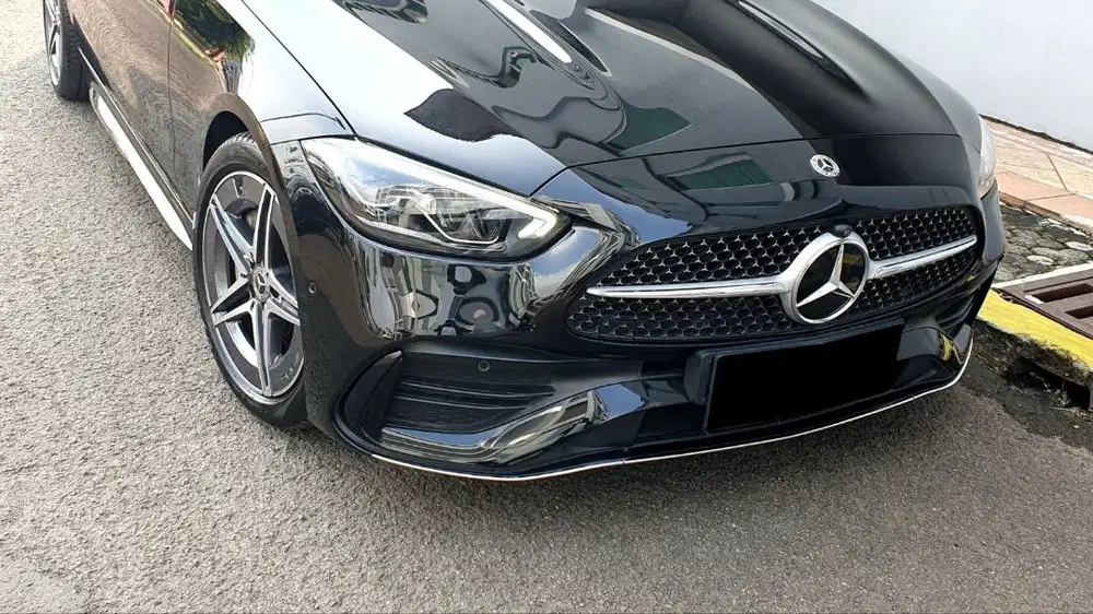 Mercedes Benz Mercy C300 AMG Line W206 Facelift 2024 NIK 2023 Like New