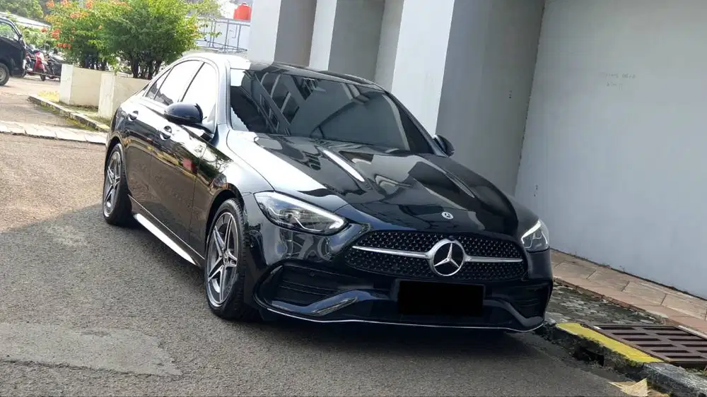 Mercedes Benz Mercy C300 AMG Line W206 Facelift 2024 NIK 2023 Like New