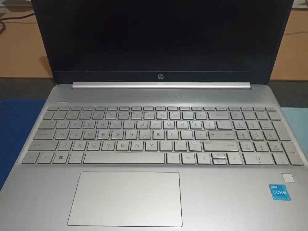 Laptop HP Gen 11 SSD 512 Layar 15 inc