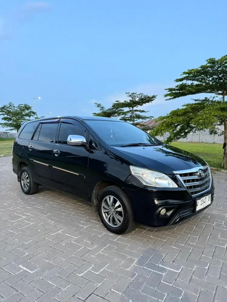 Kijang innova 2.5 G 2015 manual