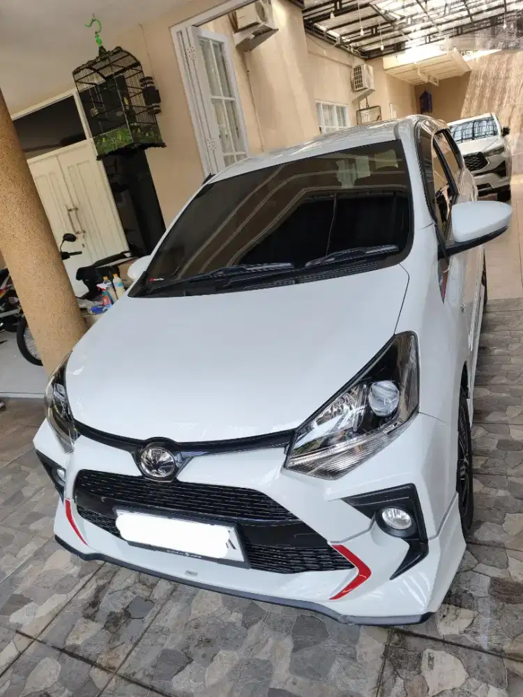 Agya Trd sportivo matik 2020 putih