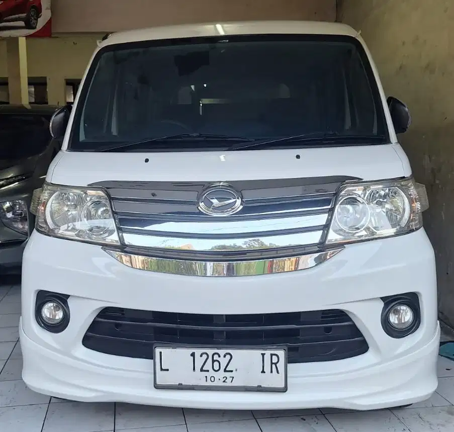 Daihatsu Luxio 2017 Bensin