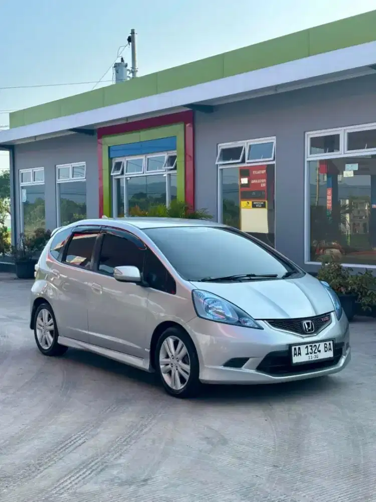 Dijual mobil honda Jazz RS 2008