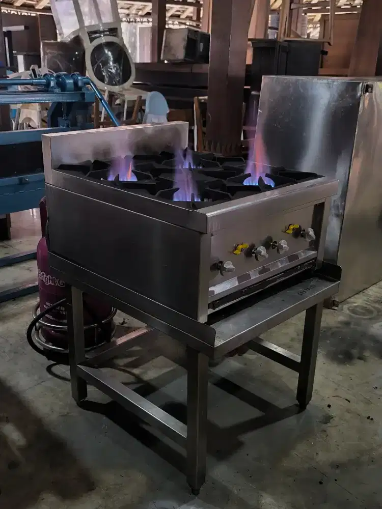 Stove kommersial kitchen