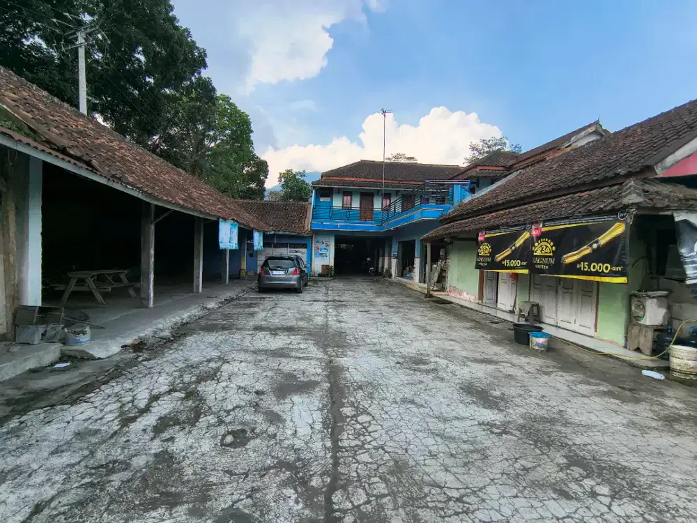 Dijual tanah dan toko bahan bangunan