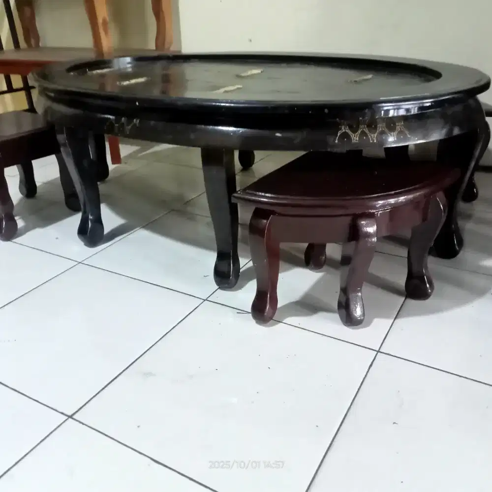 Meja oshin 5 kursi kayu jati bekas dah melamin