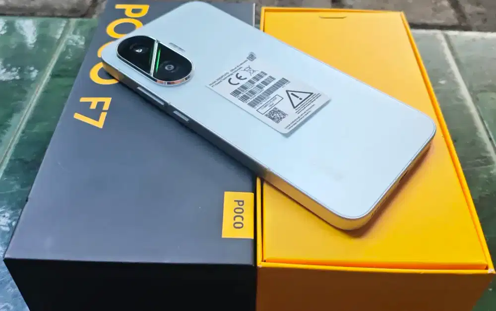 Xiaomi Poco F7 12/512 GB White PERFECT MULUS 99%