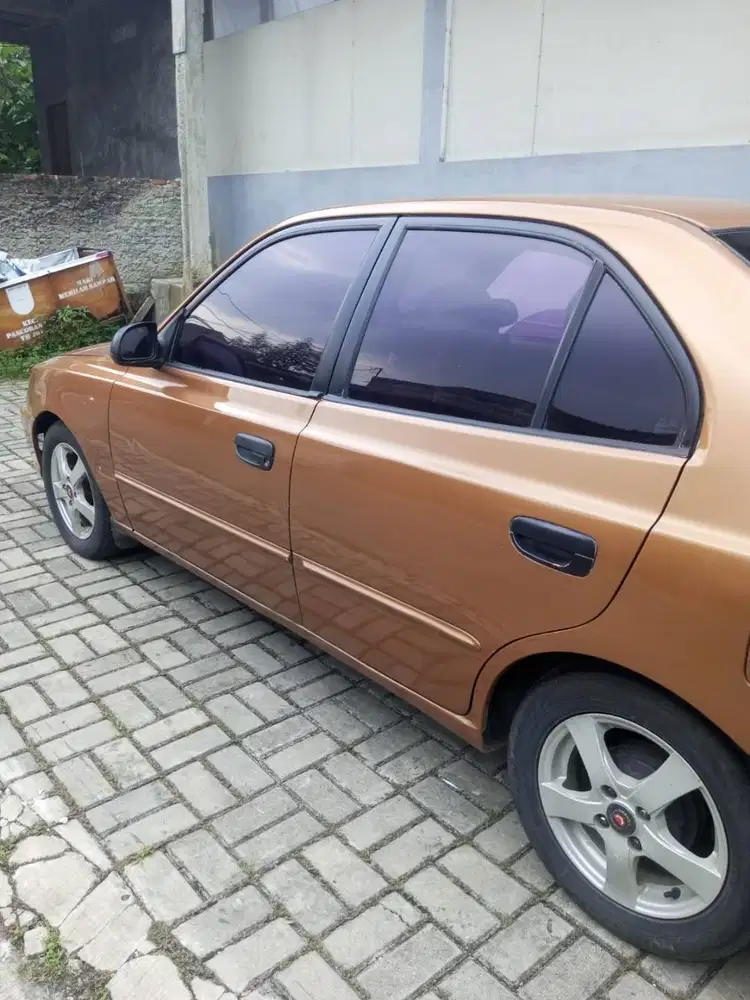 Hyundai Accent Verna 2004