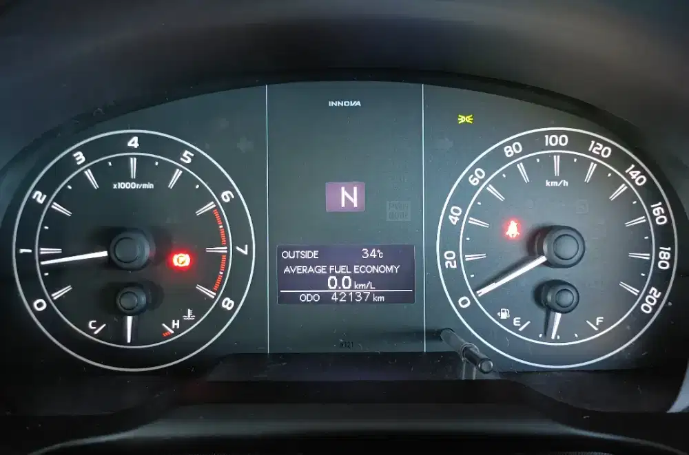 KM 42 ribu INNOVA G AT BENSIN 2018 FULL ORIGINAL