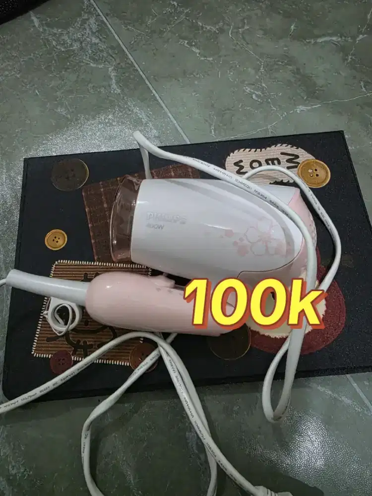 Pengering rambut philips